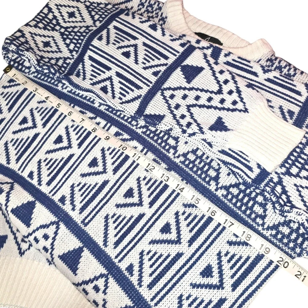 Vintage Anthonys Crew Neck Sweater‎ White Blue Geometric Aztec Print Medium